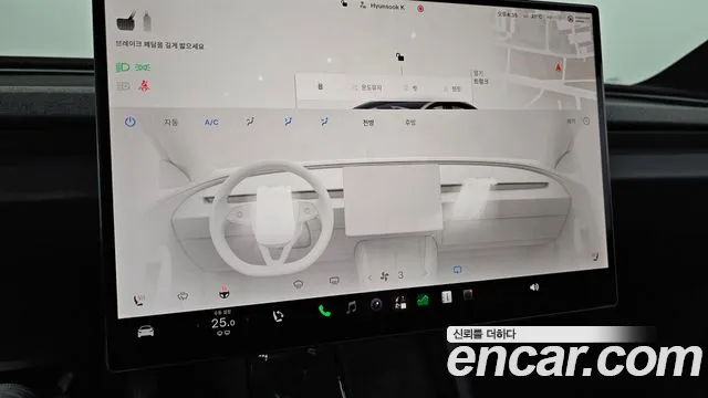 Tesla Model 3 — Фото автомобиля 25