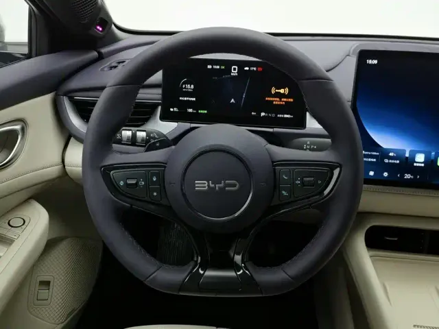 BYD Seal 06 GT — Фото автомобиля 11