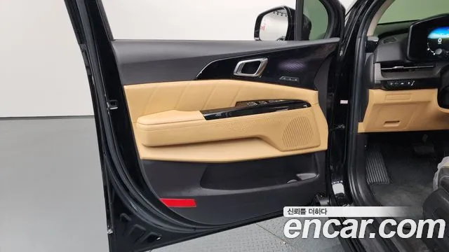 Kia Canival Carnival 4 поколение Дизель 9 мест Signature — Фото автомобиля 24