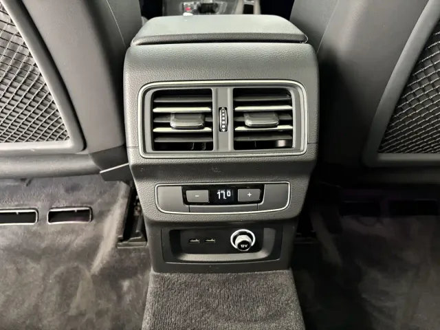 Audi Q5L — Фото автомобиля 20