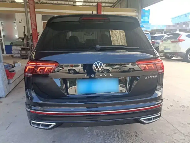 Volkswagen Tiguan L — Фото автомобиля 5