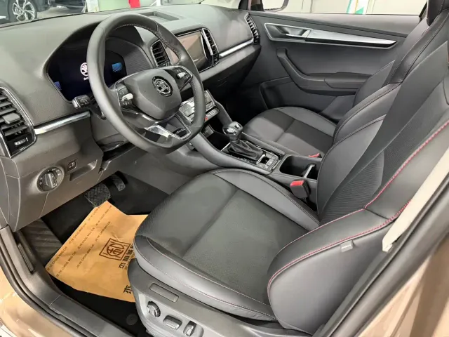Skoda Karoq — Фото автомобиля 3