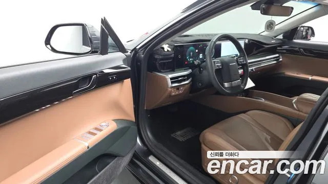 Hyundai Grandeur GN7 — Фото автомобиля 15