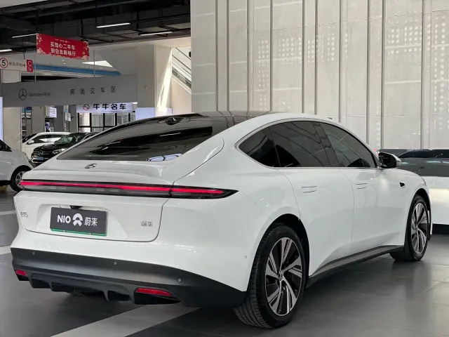 Nio ET5 — Фото автомобиля 4