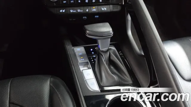 Hyundai AVANTE Avante (CN7) — Фото автомобиля 9