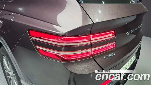 Genesis GV80 — Фото автомобиля 23