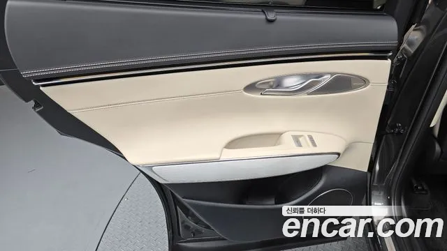 Genesis GV70 2.5T Бензин AWD — Фото автомобиля 23