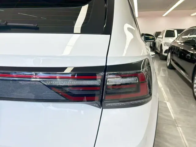 Volkswagen Tharu — Фото автомобиля 23