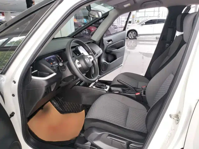 Honda Fit — Фото автомобиля 11