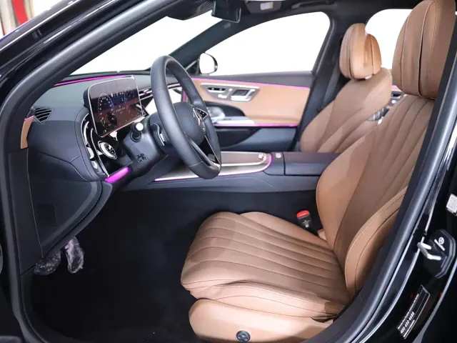 Mercedes-Benz E-Class — Фото автомобиля 7