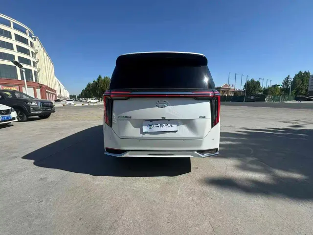 GAC Trumpchi M8 — Фото автомобиля 5