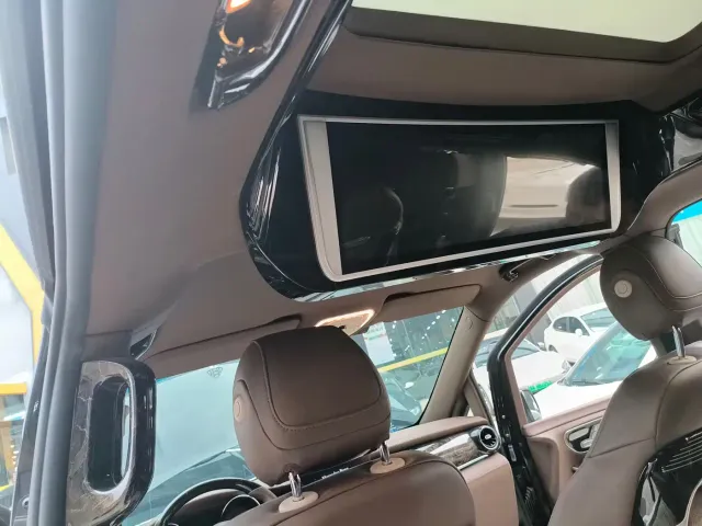 Mercedes-Benz V-Class — Фото автомобиля 8