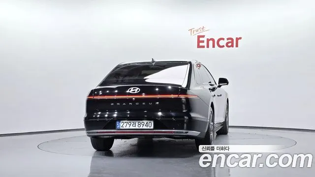 Hyundai Grandeur Grandeur (GN7) — Фото автомобиля 4