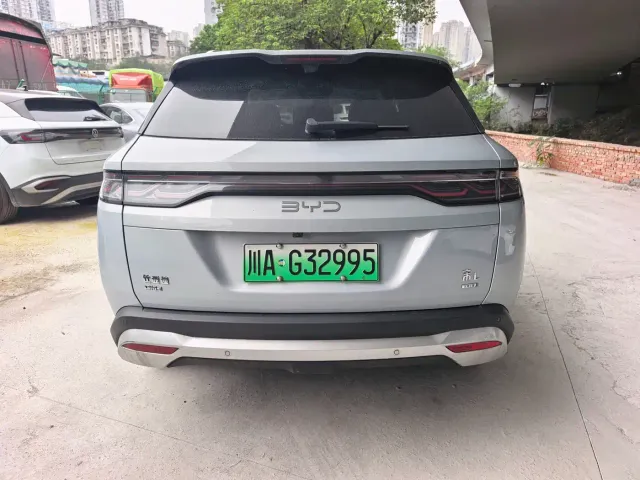 BYD Song L DM-i — Фото автомобиля 9