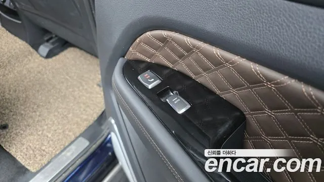 KG_Mobility_Ssangyong Rexton All Rexton Дизель 2.2 4WD — Фото автомобиля 19