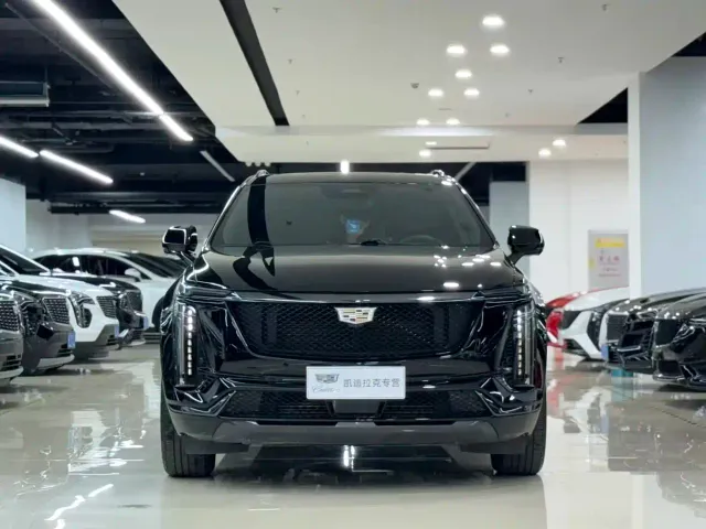 Cadillac XT5 — Фото автомобиля 2