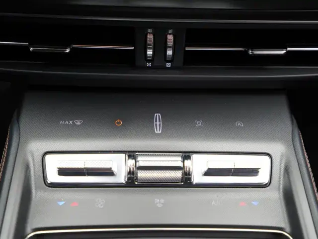 Lincoln Z — Фото автомобиля 11