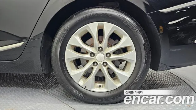 Kia K8 2.5 Бензин 2WD — Фото автомобиля 21