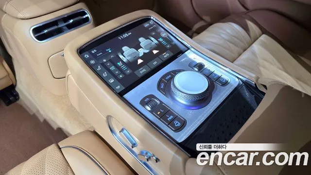 Genesis G90 Бензин 3.5 турбо AWD — Фото автомобиля 16
