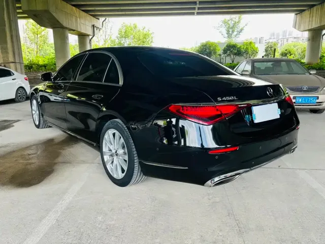 Mercedes-Benz S-Class — Фото автомобиля 4