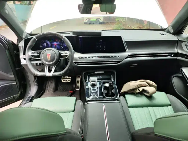 Hongqi H9 — Фото автомобиля 9
