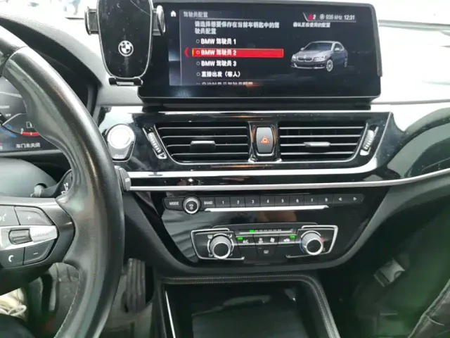 BMW 1 Series — Фото автомобиля 12