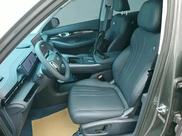 Geely Galaxy E5 — Фото автомобиля 14