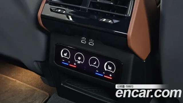 BMW i5 — Фото автомобиля 16