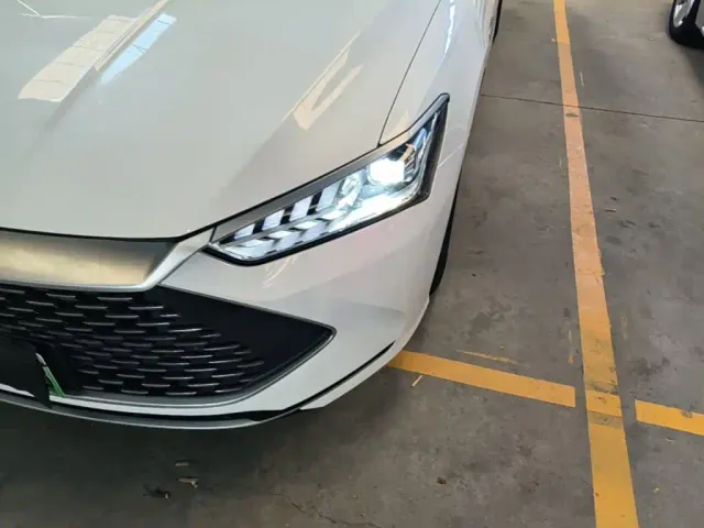 BYD Qin PLUS — Фото автомобиля 23