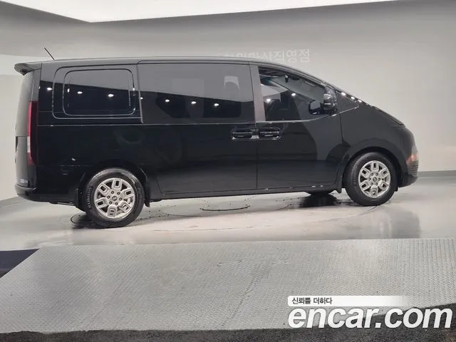Hyundai Staria Staria Карго 5 мест — Фото автомобиля 4