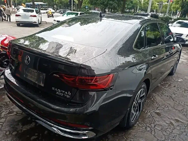 Volkswagen Sagitar — Фото автомобиля 6