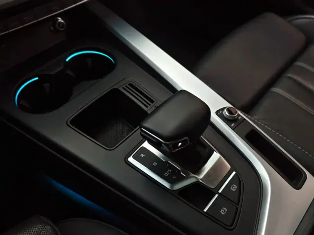 Audi A4L — Фото автомобиля 15