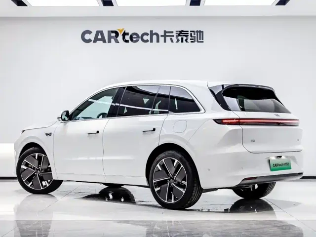 Li Auto L6 — Фото автомобиля 5