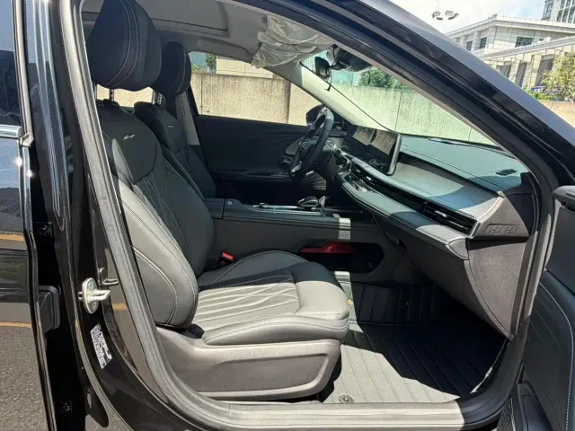 Chery Arrizo 8 — Фото автомобиля 11