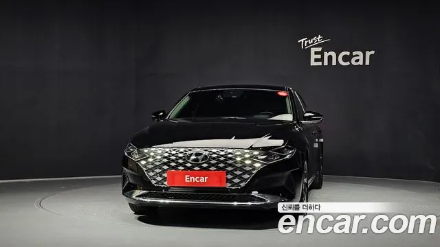 Hyundai Grandeur (New) Hybrid — Фото автомобиля 3