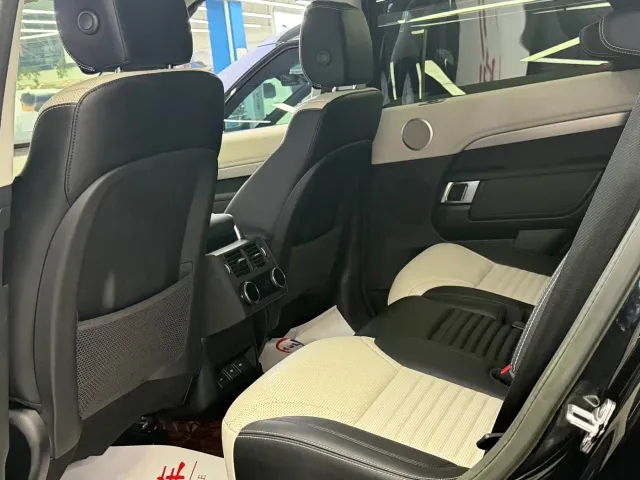 Land Rover Discovery — Фото автомобиля 9