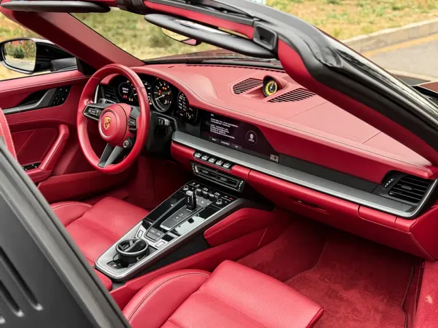 Porsche 911 — Фото автомобиля 9