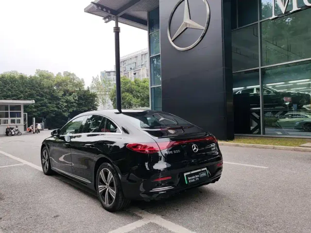 Mercedes-Benz Mercedes-Benz EQE 2025 500 4MATIC Pioneer — Фото автомобиля 4