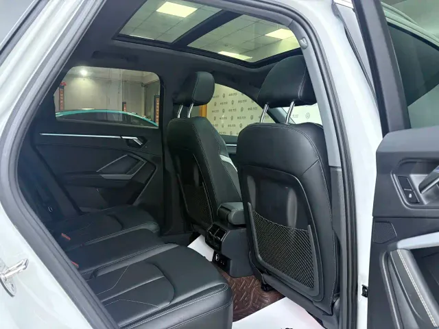 Audi Q3 — Фото автомобиля 22