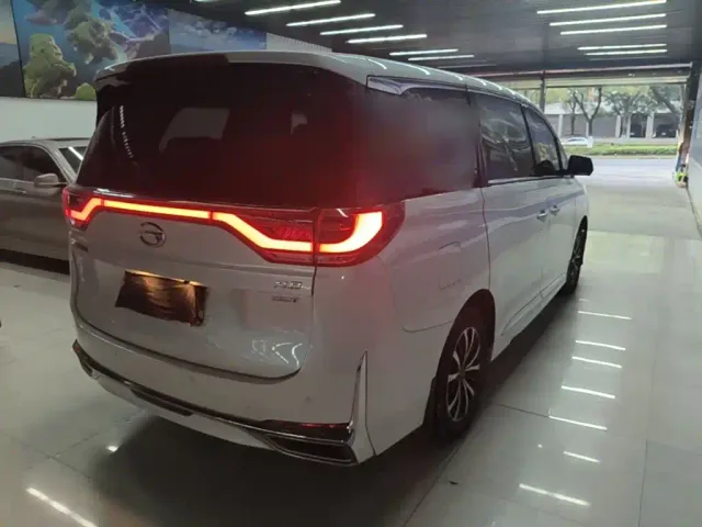 GAC Trumpchi M8 — Фото автомобиля 6