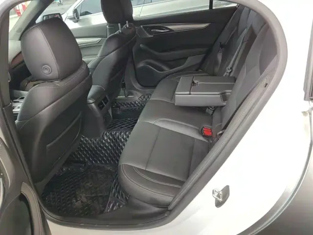 Cadillac CT5 — Фото автомобиля 16