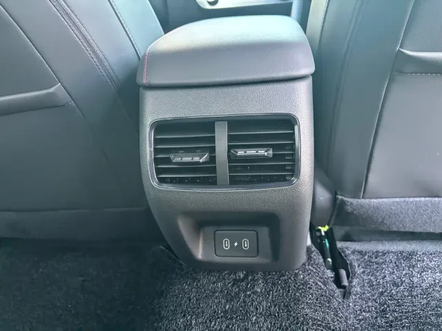 Hyundai Sonata — Фото автомобиля 30