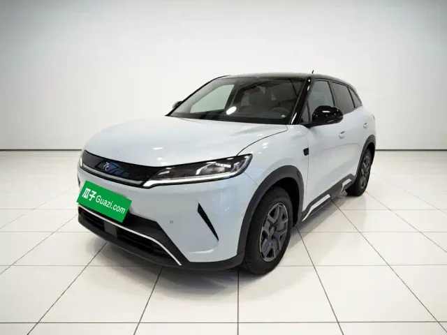 Фотография автомобиля — BYD Yuan UP
