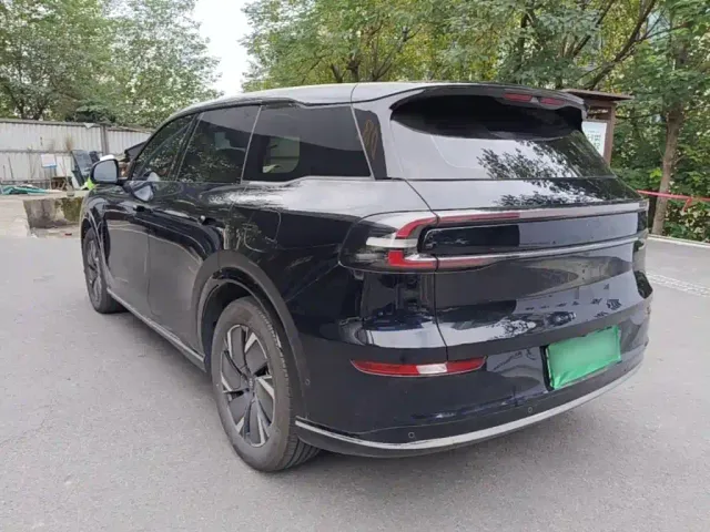 Changan Qiyuan Q07 — Фото автомобиля 4