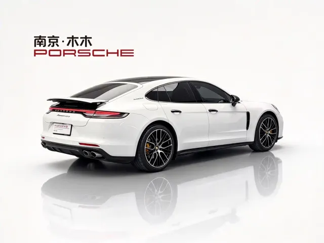 Porsche Panamera — Фото автомобиля 3