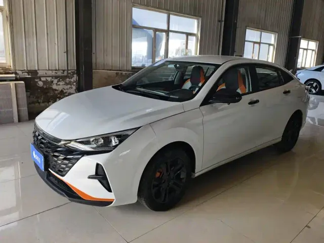 Фотография автомобиля — Dongfeng Yixuan