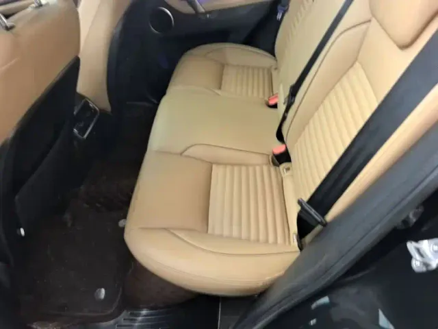 Land Rover Discovery Sport — Фото автомобиля 16