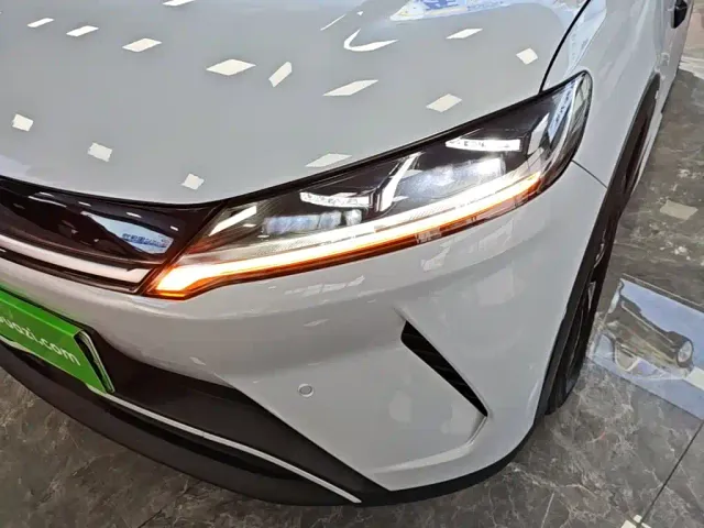 BYD Yuan UP — Фото автомобиля 17
