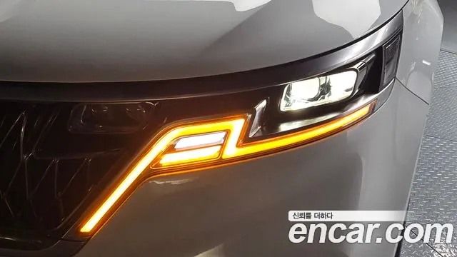 Kia Canival Carnival 4 поколение Бензин 7 мест Hi-Limousine — Фото автомобиля 21