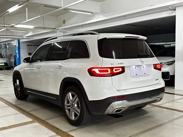 Mercedes-Benz GLB-Class — Фото автомобиля 16